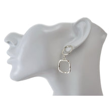 Load image into Gallery viewer, Hammered Squares Bracelet